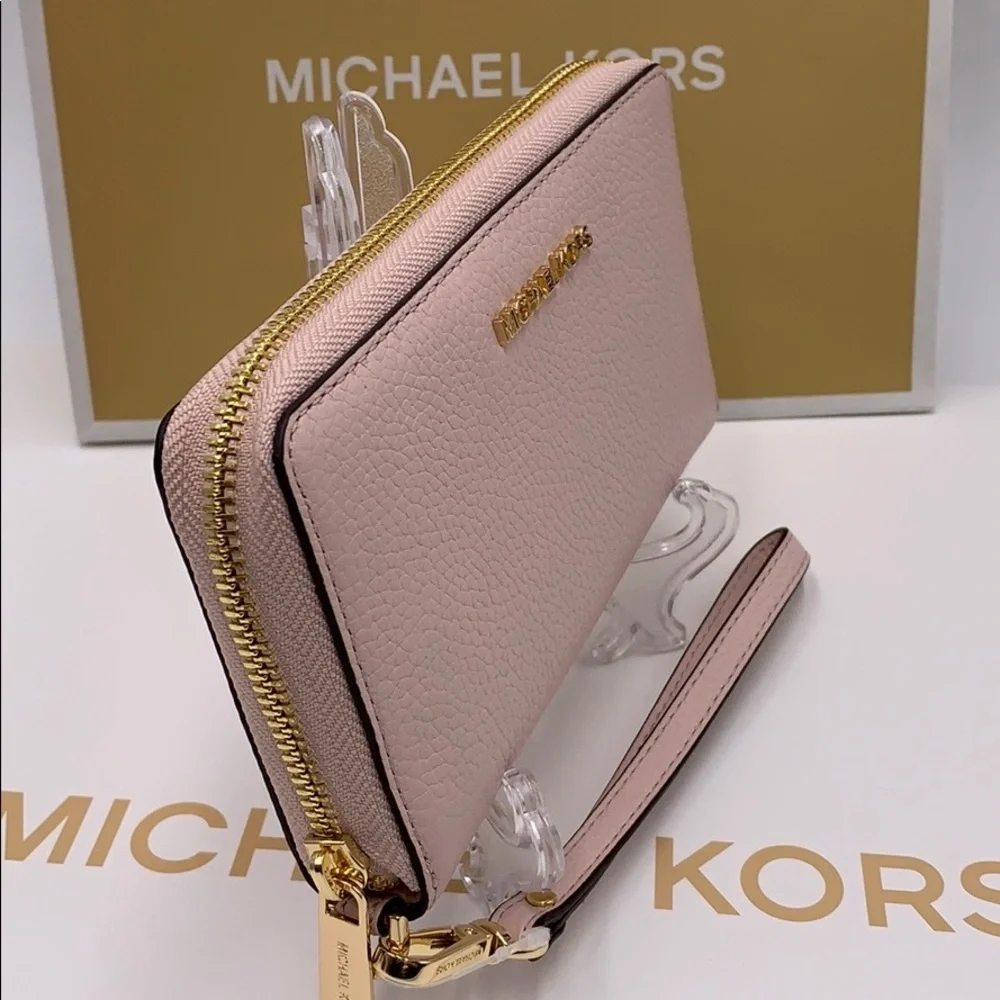 Michael Kors Jet Set Travel Phone Wallet Wristlet